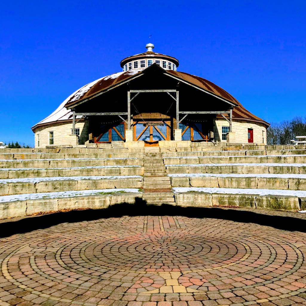 The barn located in the Cangleska Wakan park.